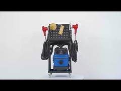 Lampada da forno nella sala verniciatura da forno