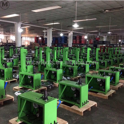 12 giri al minuto autocentrante WSR-093 Automotive Tire Machine With Optional Help Arm