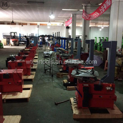12 giri al minuto autocentrante WSR-093 Automotive Tire Machine With Optional Help Arm