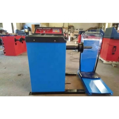 10S Rosso 200KG 1400mm Truck Wheel Balancer 220V per il bilanciamento a quattro ruote
