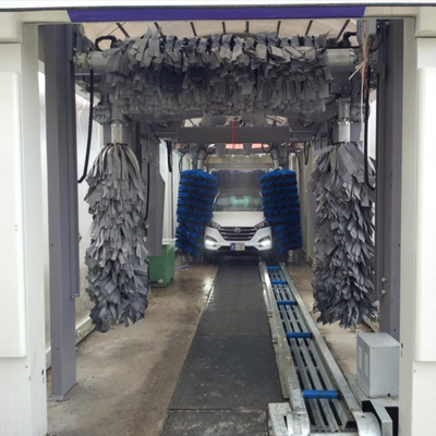 Lavatrice di auto a tunnel completamente automatica Lavatrice di auto ad alta pressione 10 spazzole Sistemi di lavaggio di auto rollover Sistema di controllo PLC