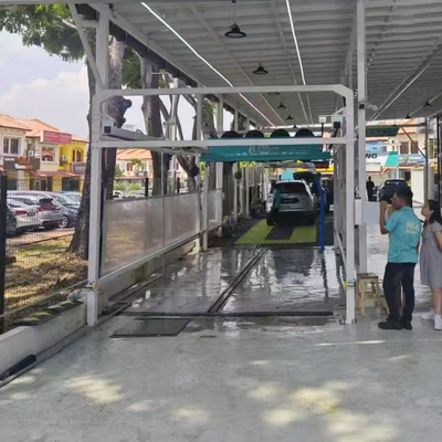 Lavatrice di auto 360 Risparmio d'acqua Lavatrice di auto senza contatto Automatica Autoservizio Lavatrice di auto completamente automatica Per veicoli 2080mm Sistema di osmosi inversa