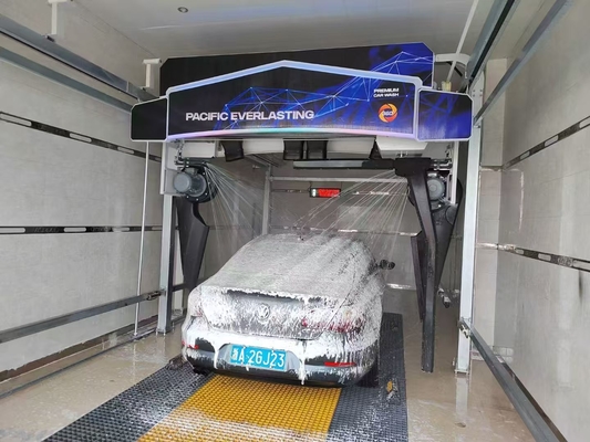 6 asciugatrici automatiche senza contatto Lavatrice di auto 24 ore di servizio Completamente automatica 100-130 bar Sistema di lavaggio auto a rovescio