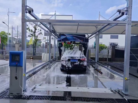 FS360 Lavatrice di auto completamente automatica da 38 kW a 360 kW Sistema di riciclaggio dell'acqua del lavaggio di auto