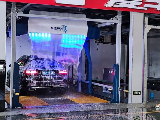 Macchina di autolavaggio touch free a tre assi con pressione di risciacquo ad alta acqua, lavaggio automatico a 360 gradi senza contatto