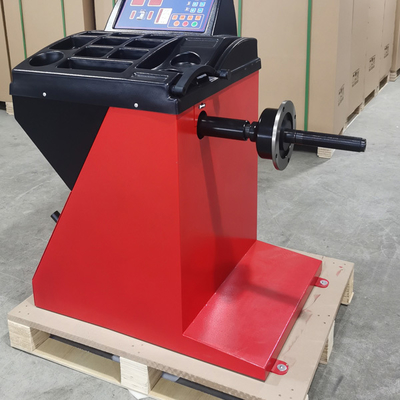 Coni standard Macchina di bilanciamento pneumatici auto Cappa di plastica delicata Balanciatore di pneumatici Macchina di autocalibrazione e programmi di auto-diagnosi Attrezzature di bilanciamento pneumatici auto