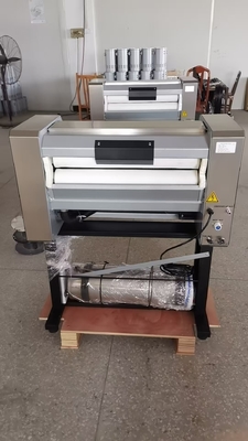 Lavatrice automatica di tappeti Lavatrice di tappeti completamente automatica Autolavaggio